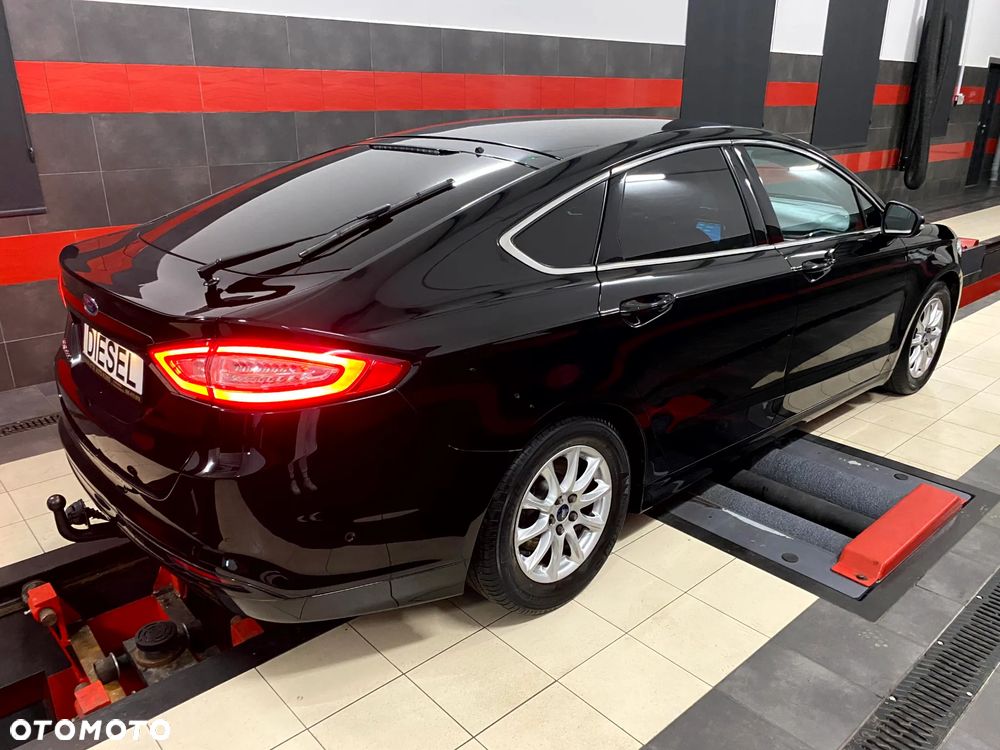 Ford Mondeo 2.0 TDCi Ambiente - 10