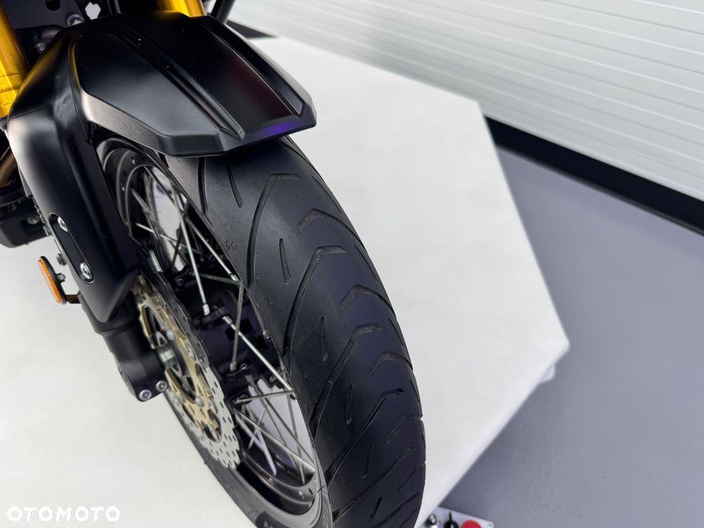Yamaha Super Tenere - 9