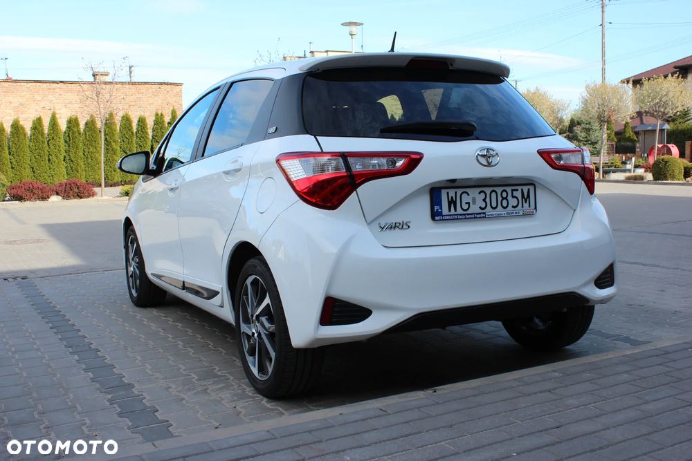 Toyota Yaris 1.5 20th Anniversary - 4