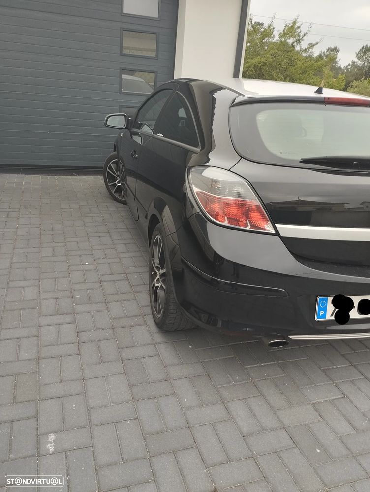 Opel Astra GTC 1.7 CDTI - 3