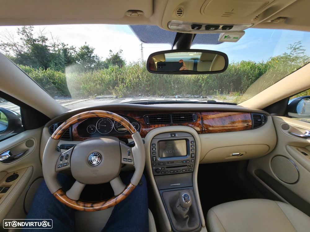 Jaguar X-Type 2.2 Executive - 8