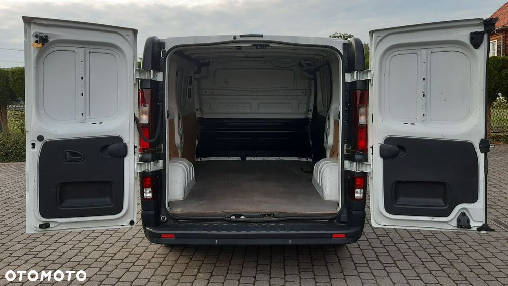 Renault Trafic - 23