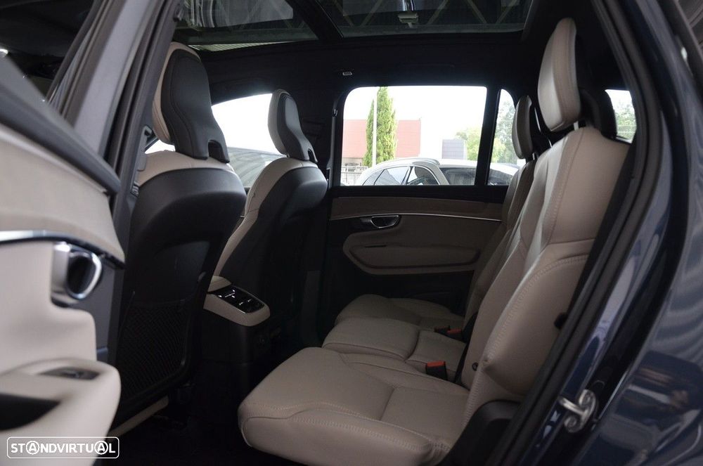 Volvo XC 90 2.0 T8 PHEV Plus Dark AWD - 18