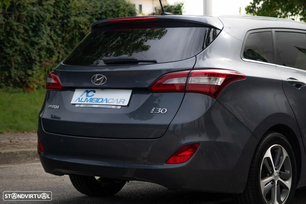 Hyundai i30 SW 1.6 CRDi GO! - 27