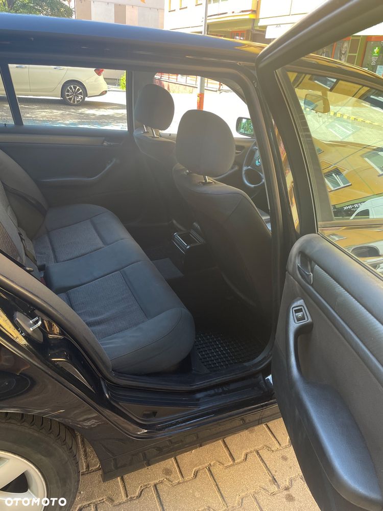 BMW Seria 3 320d - 7