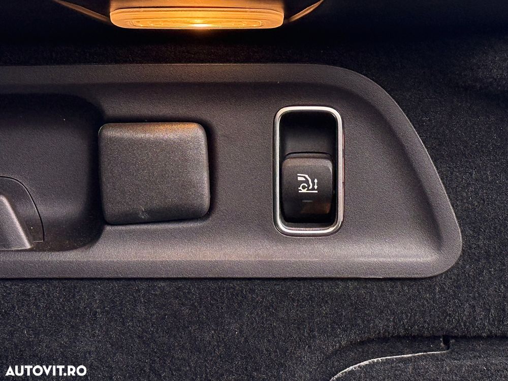 Mercedes-Benz GLE Coupe 350 de 4Matic 9G-TRONIC AMG Line - 27