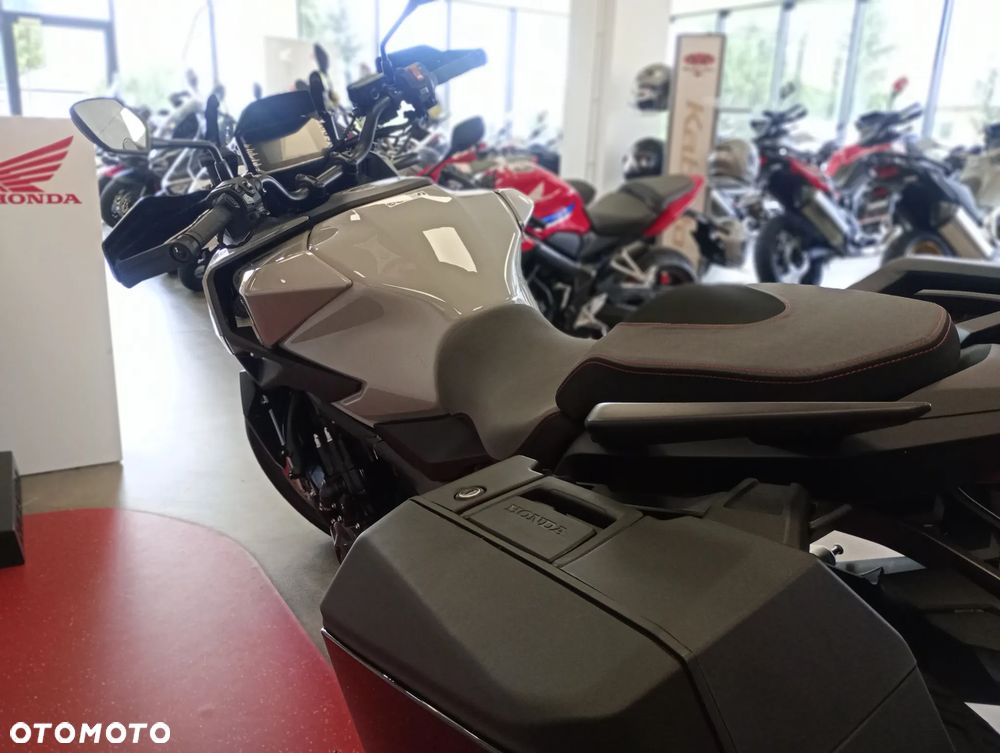 Honda CB - 4