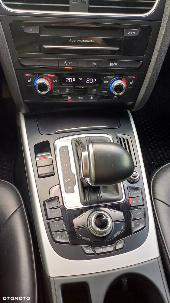 Audi A4 Limousine - 8