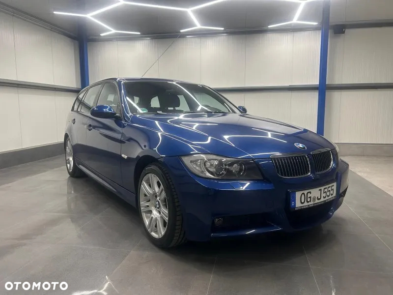 BMW Seria 3 325xi Touring - 6