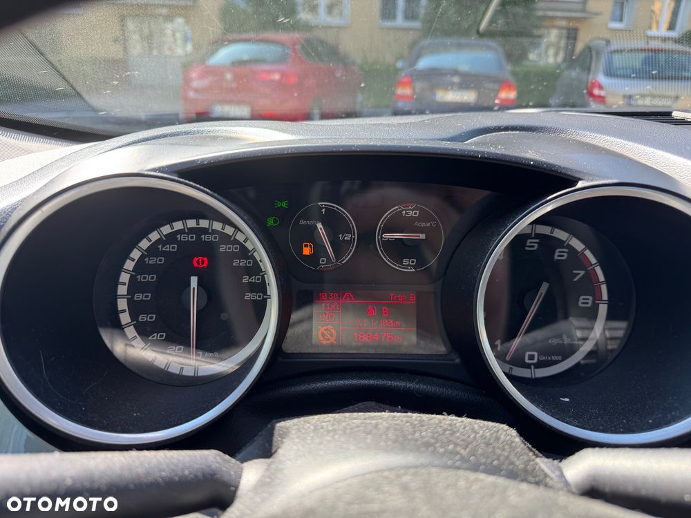 Alfa Romeo Giulietta 1.4 TB Distinctive - 9