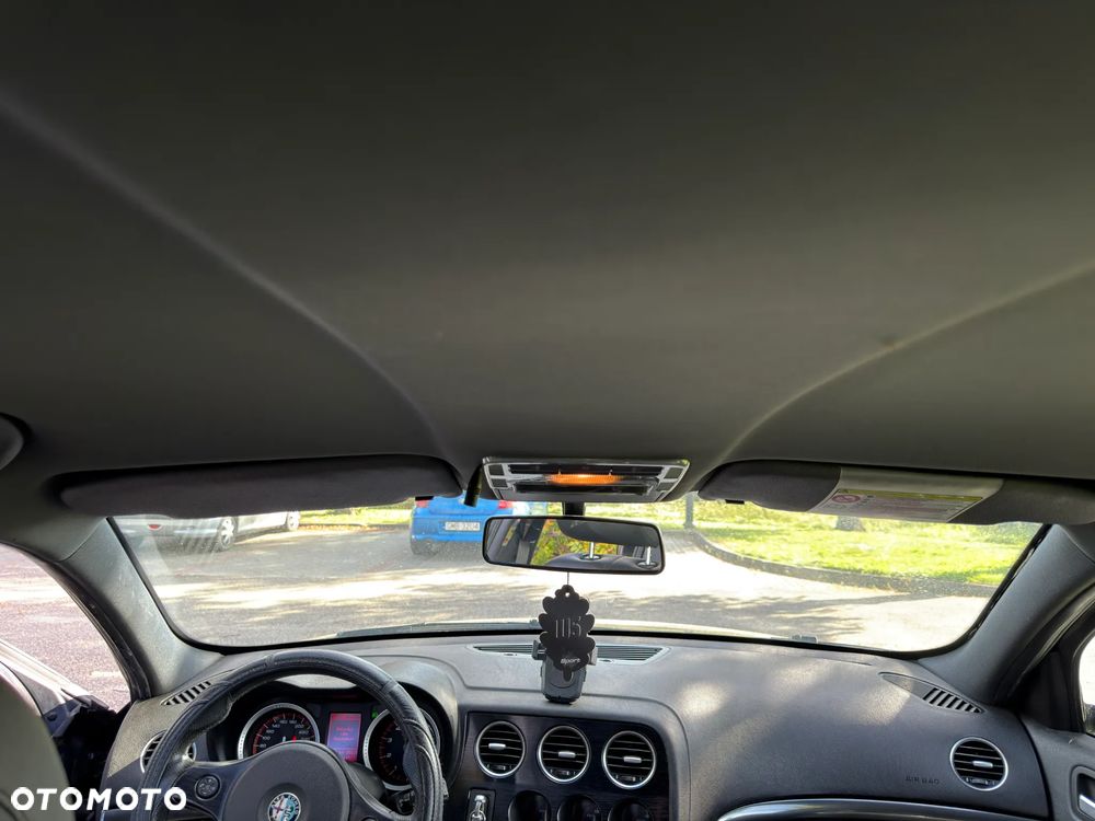 Alfa Romeo 159 1750TBi Sport - 12