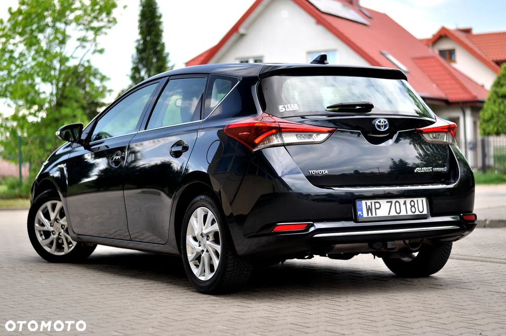 Toyota Auris 1.8 HSD Sol - 14