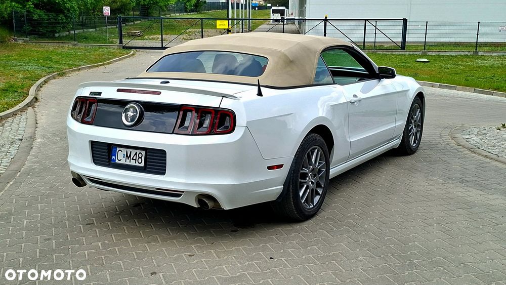 Ford Mustang 3.7 V6 Premium - 3
