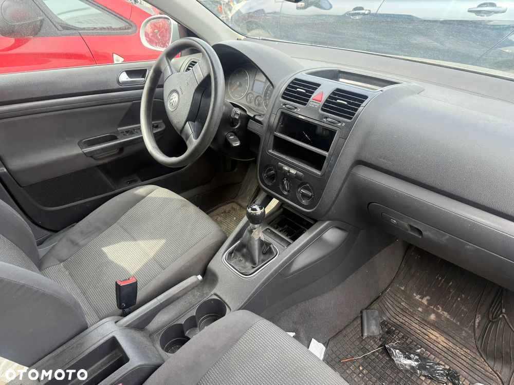 VW JETTA 1.9 TDI BXE Skrzynia Zderzak Drzwi Lampa - 4