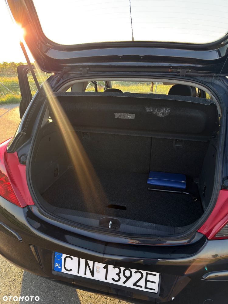Opel Corsa 1.2 16V - 7