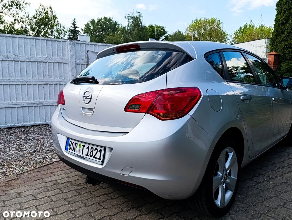 Opel Astra 1.6 Active - 14