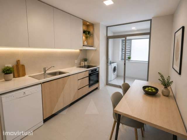 Apartamento T2 com lugar de garagem a 5 Minutos do Glicínias! - Grande imagem: 2/16