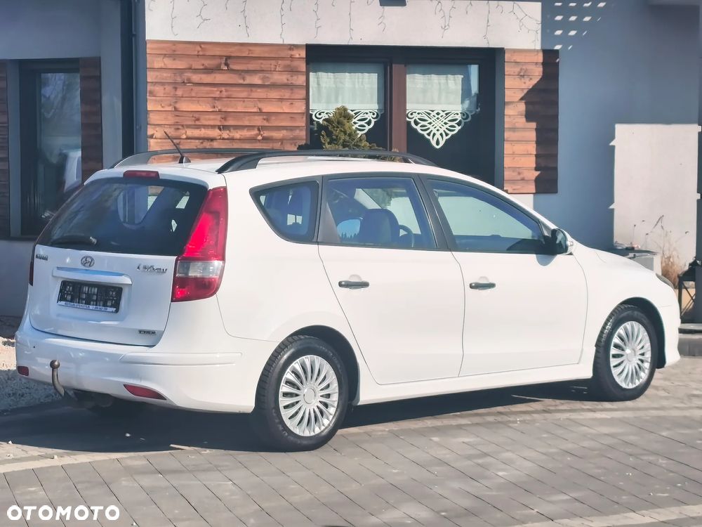 Hyundai i30 1.6 CRDi Classic + - 22