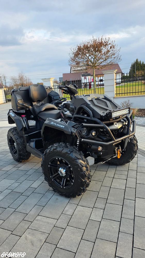 Can-Am Outlander Max - 1