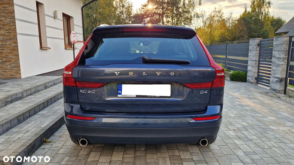 Volvo XC 60 D4 Momentum Pro - 6