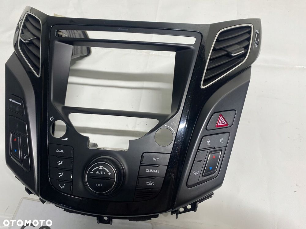 HYUNDAI I40 LIFT KRATKA NAWIEWU ŚRODKOWA RAMKA NAWIGACJI KONSOLA 15-19 - 3