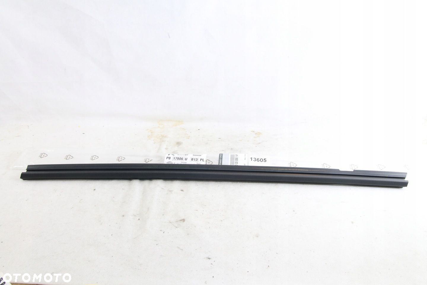 Uszczelka drzwi przod przednia prawa Oryginał Renault Scenic III 3 2009-16 - 1