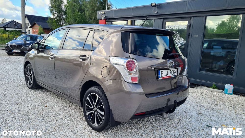 Toyota Verso - 2