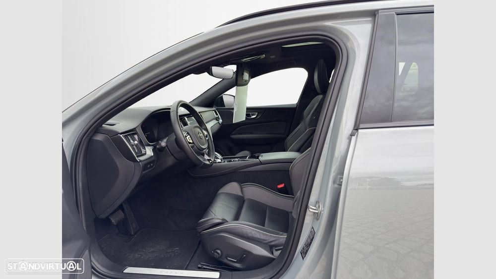 Volvo V60 2.0 T6 AWD TE Plus Dark - 10