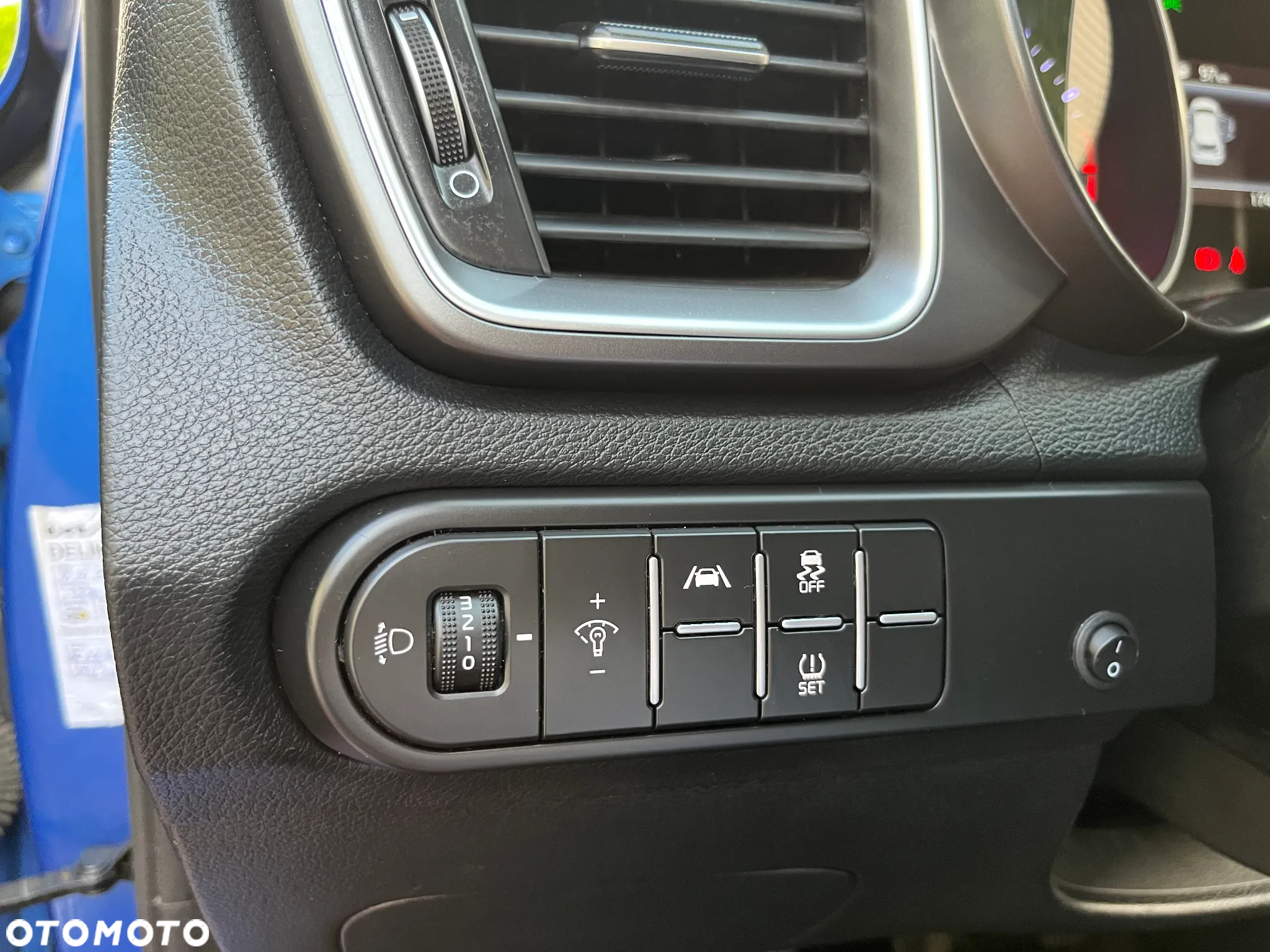 Kia Ceed 1.5 T-GDI M - 14