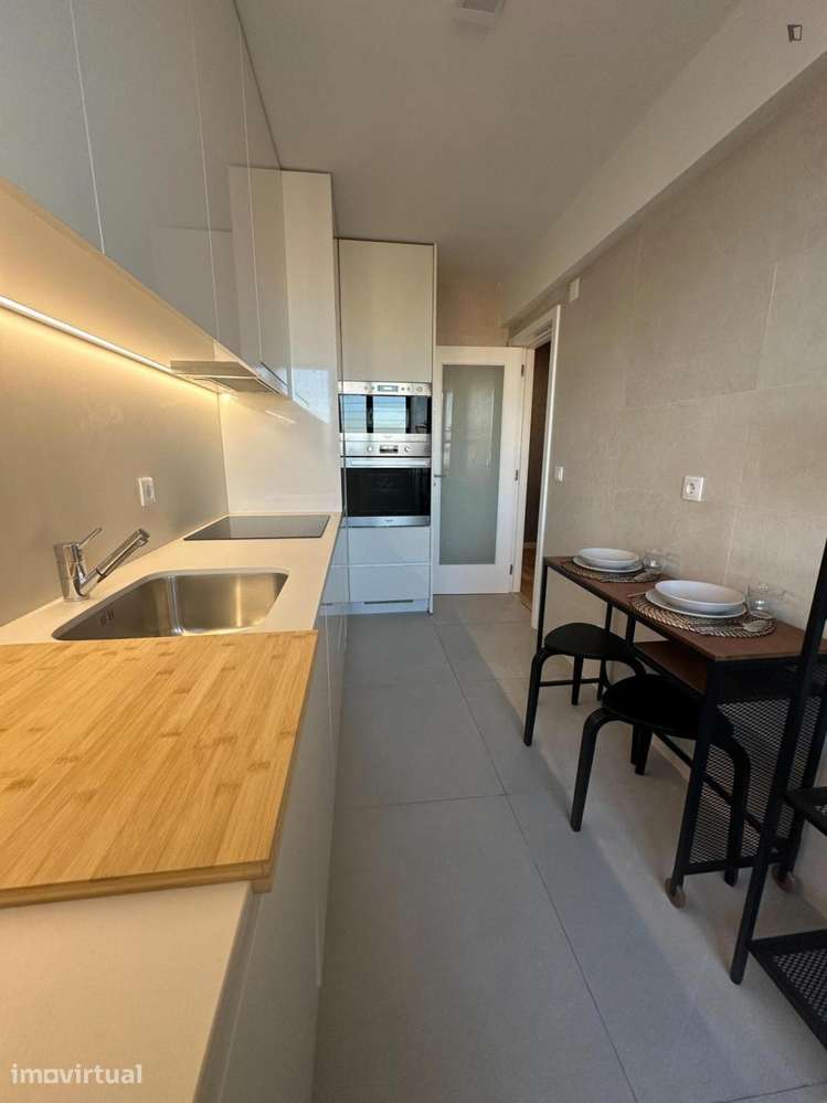 Quarto - localizado em Ramalde Porto - Grande imagem: 5/30