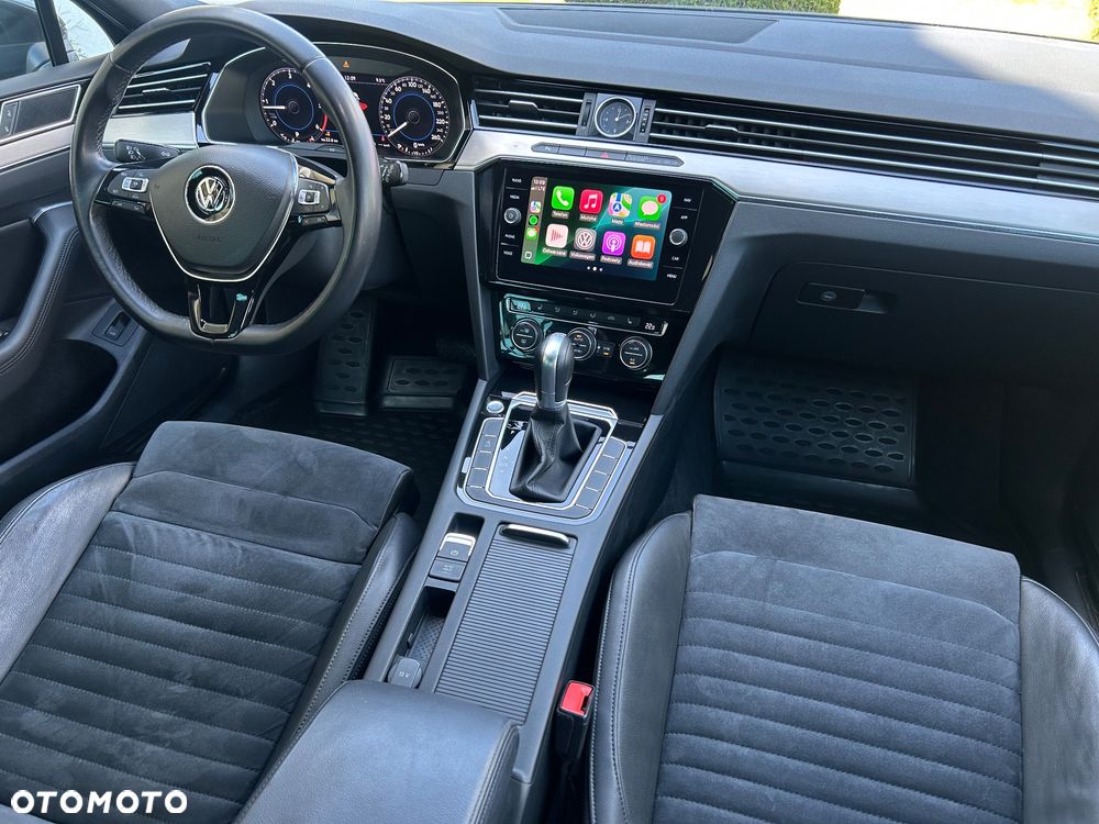 Volkswagen Passat 1.6 TDI SCR DSG Business - 23