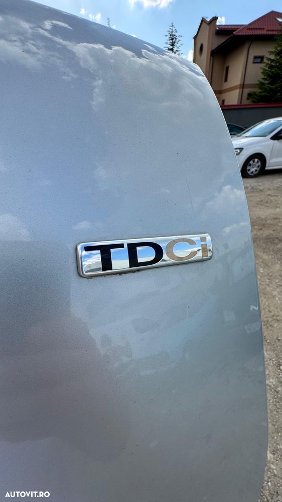 Ford Focus 2.0 TDCi Ghia - 10