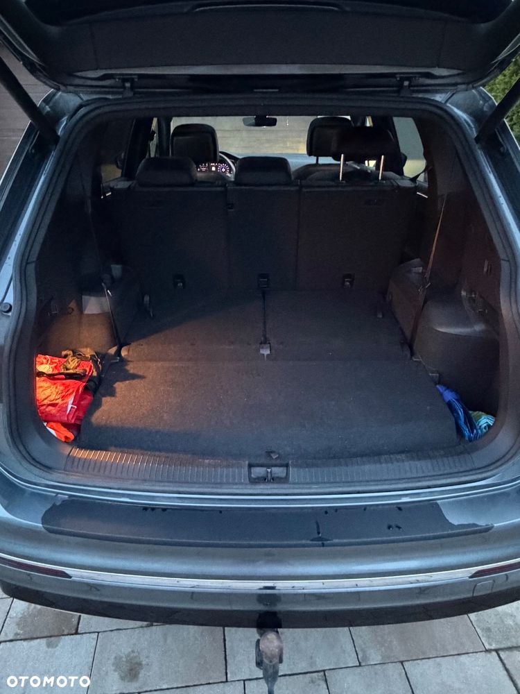 Volkswagen Tiguan Allspace 2.0 TDI 4Mot R-Line DSG 7os - 17