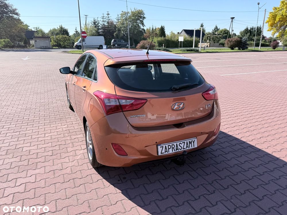 Hyundai i30 1.6 GDI Classic - 21