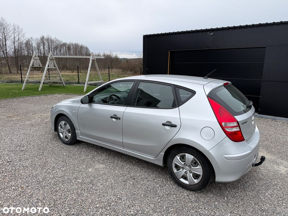 Hyundai i30 1.4 Classic - 12