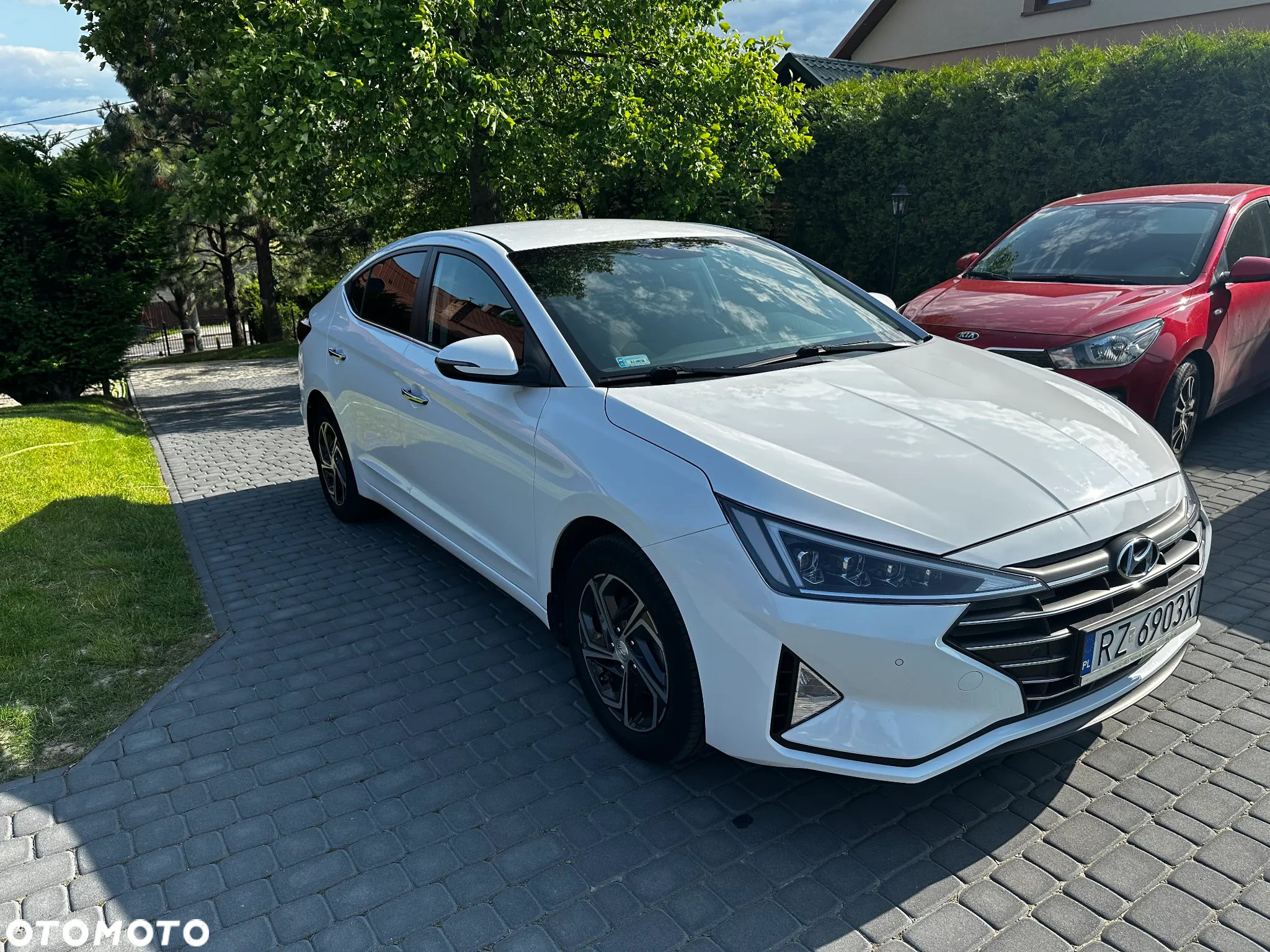Hyundai Elantra 1.6 Style - 3