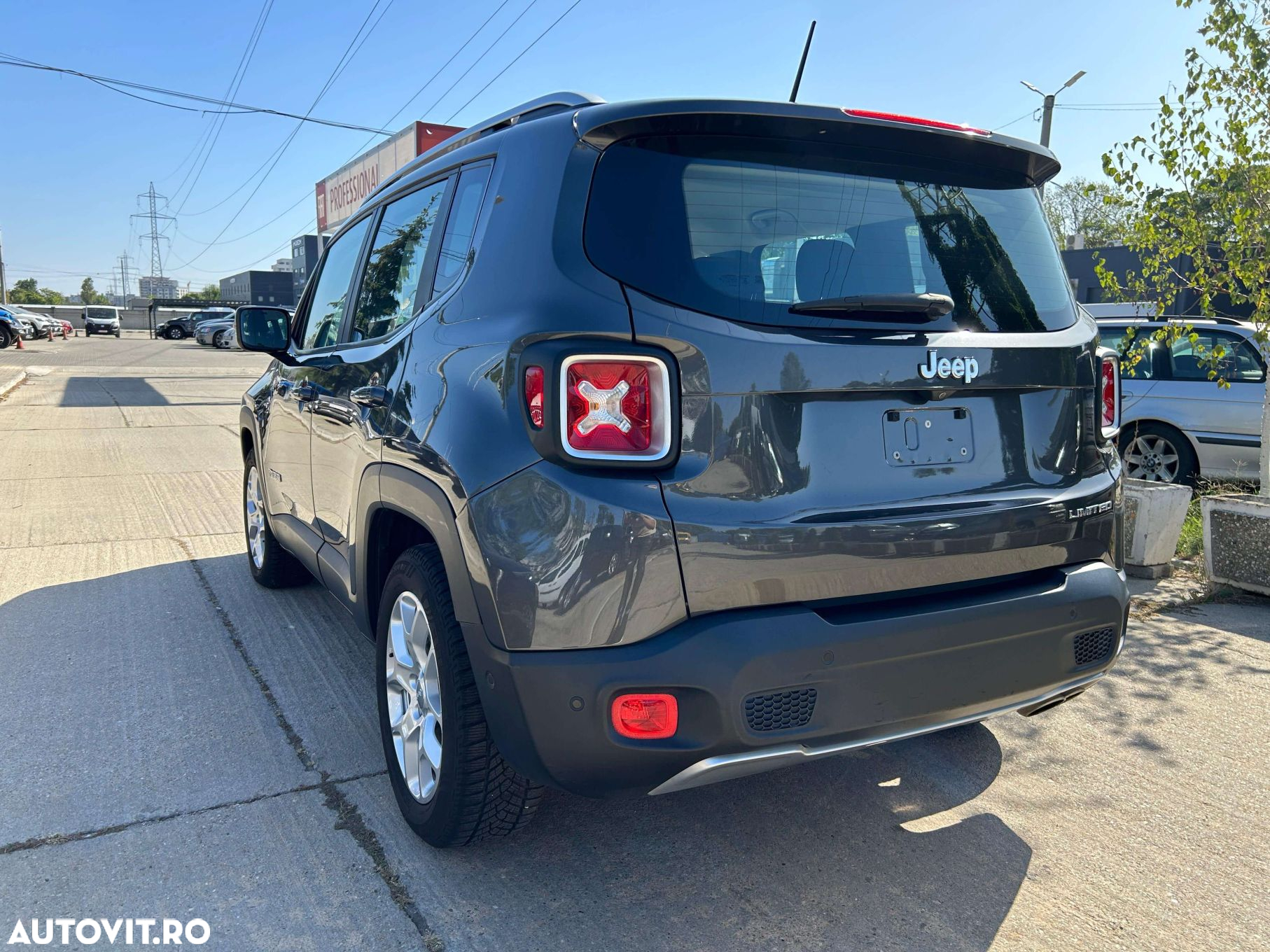 Jeep Renegade 1.6 M-Jet 4x2 DDCT6 Limited - 9