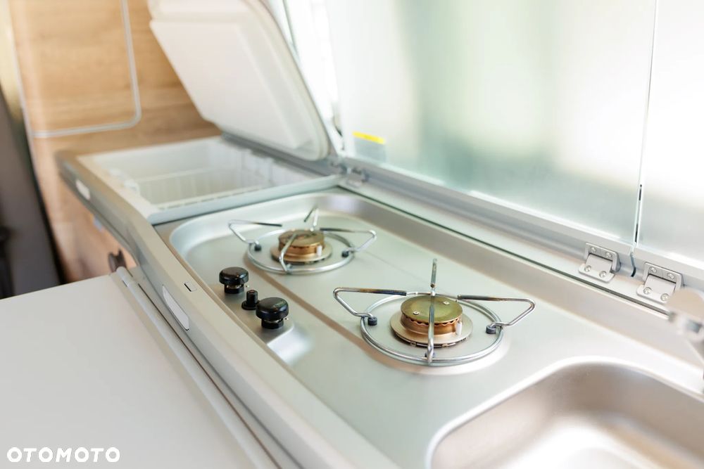 Volkswagen T6.1 California Coast 2.0 TDI - 23