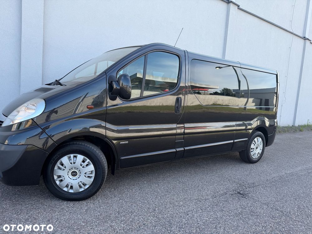 Opel Vivaro L2H1 2.9t - 35