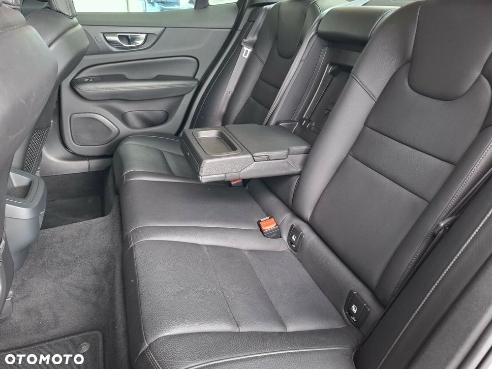 Volvo S60 - 16
