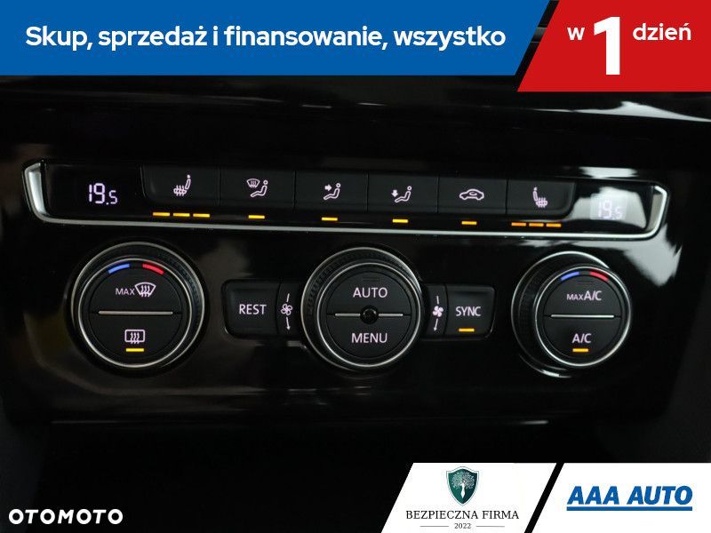 Volkswagen Passat Variant - 18