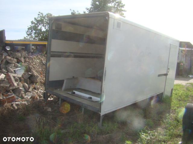 KONTENER WYMIARY 5.45M X 2.20M X 2.30M - 5