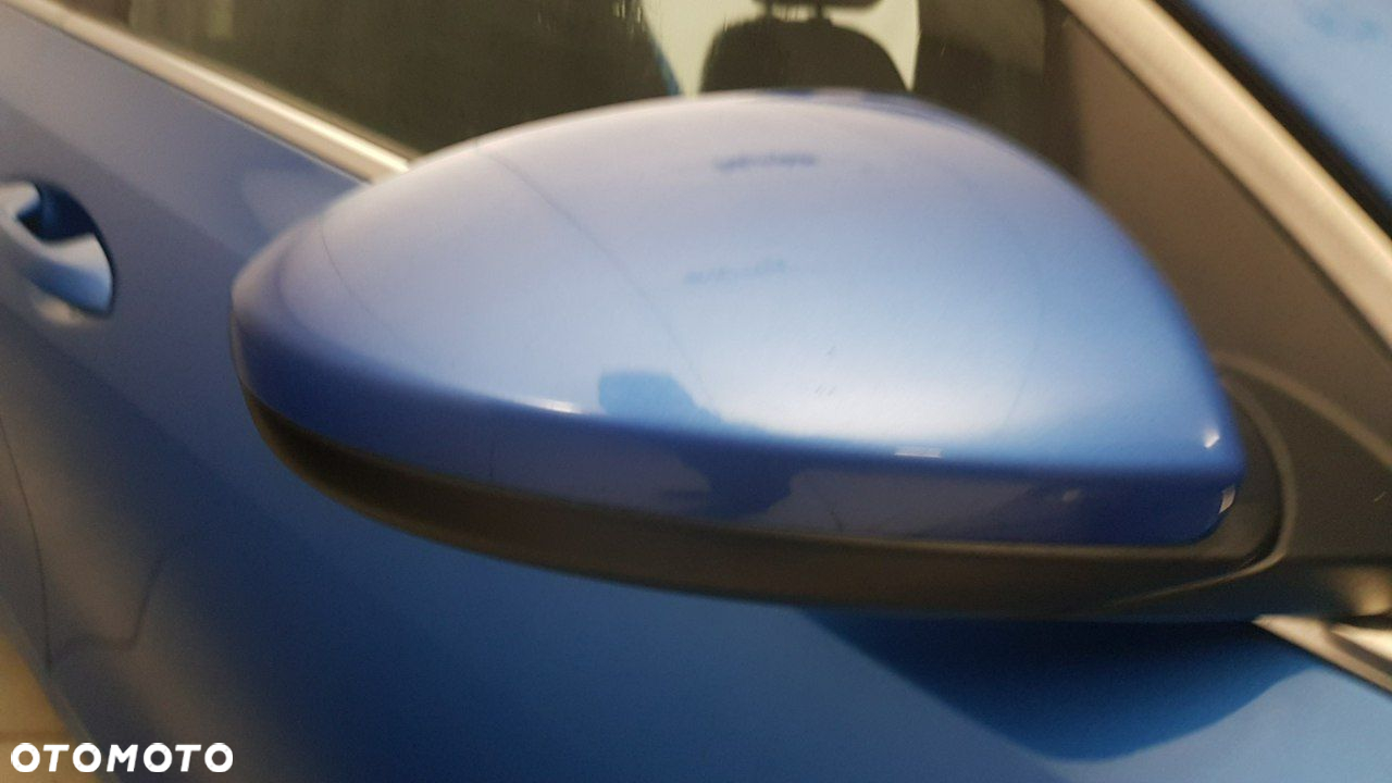 Kia Ceed - 16