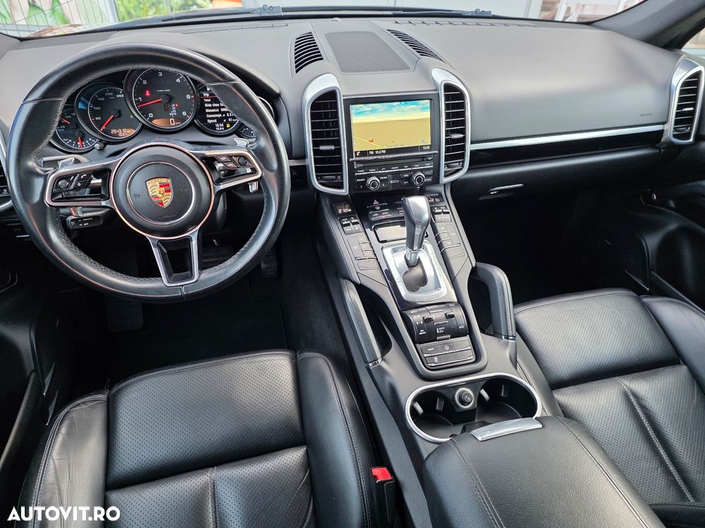 Porsche Cayenne Platinum Edition - 22