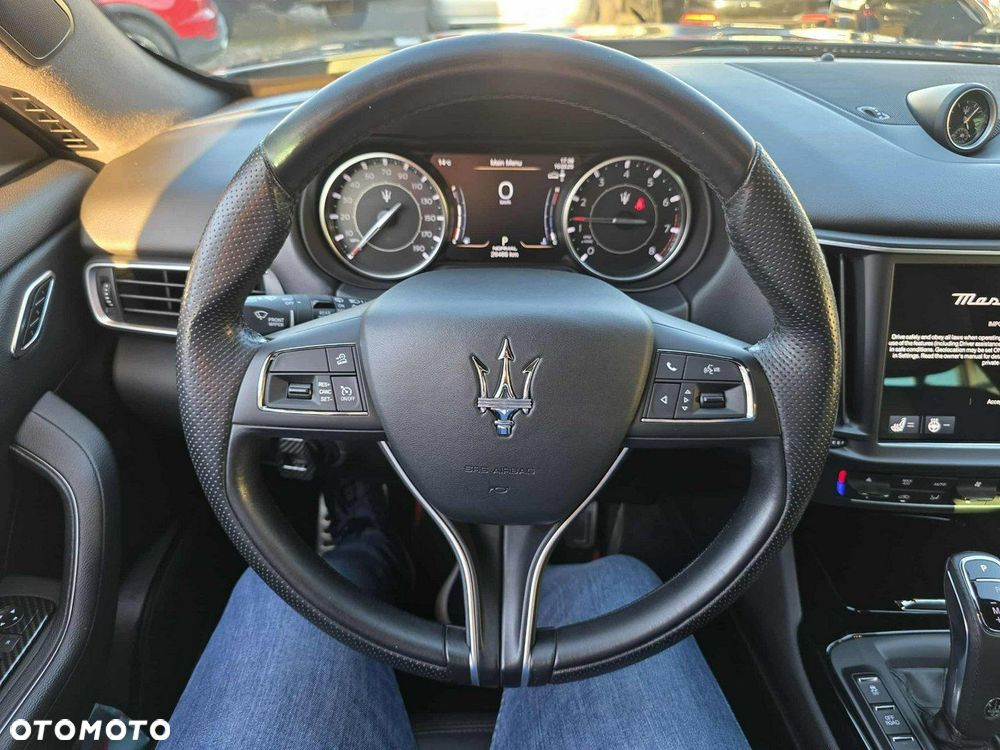 Maserati Levante S Q4 GranLusso - 10