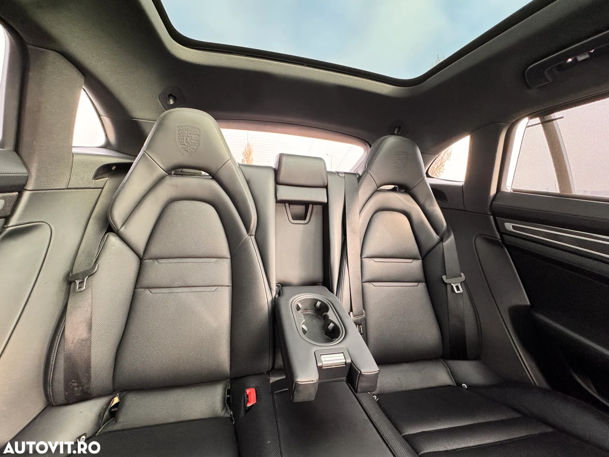 Porsche Panamera 4S Sport Turismo - 18