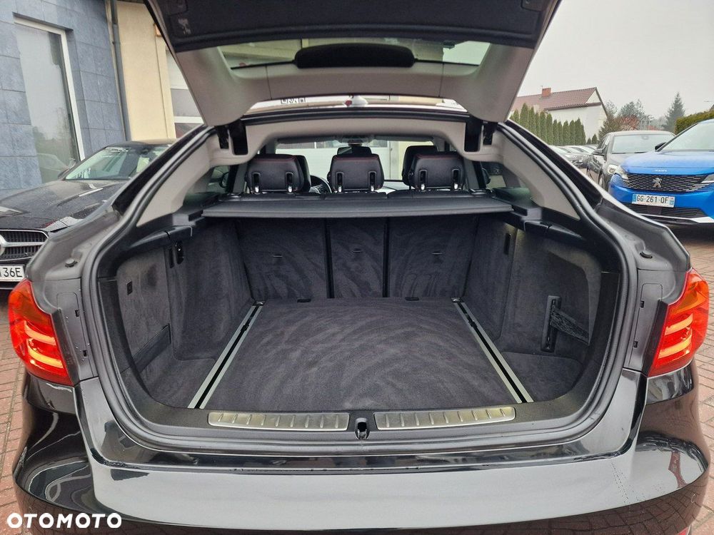 BMW 3GT - 25
