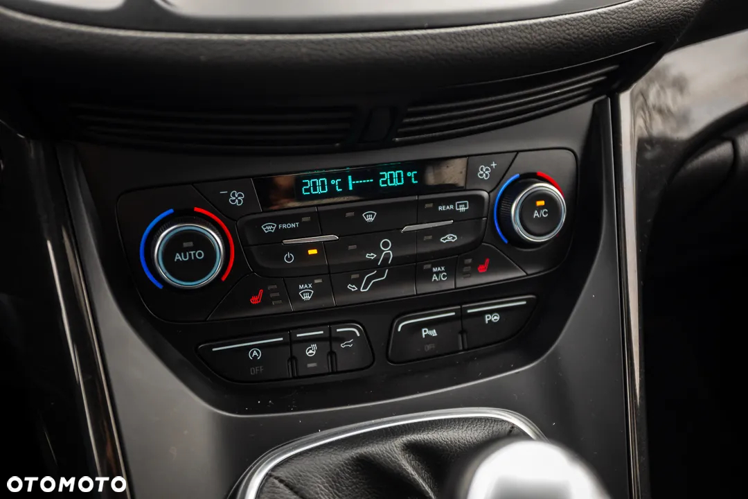 Ford Kuga 1.5 EcoBoost FWD ST-Line - 29