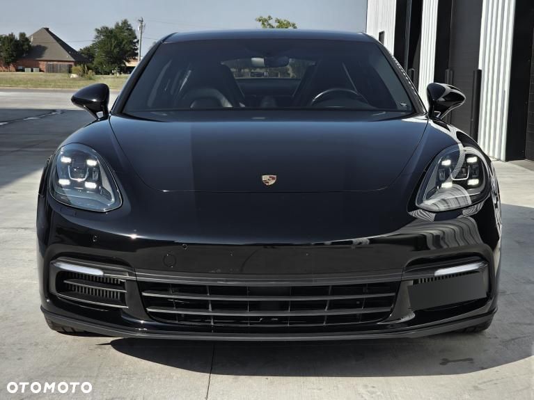 Porsche Panamera 4S - 16
