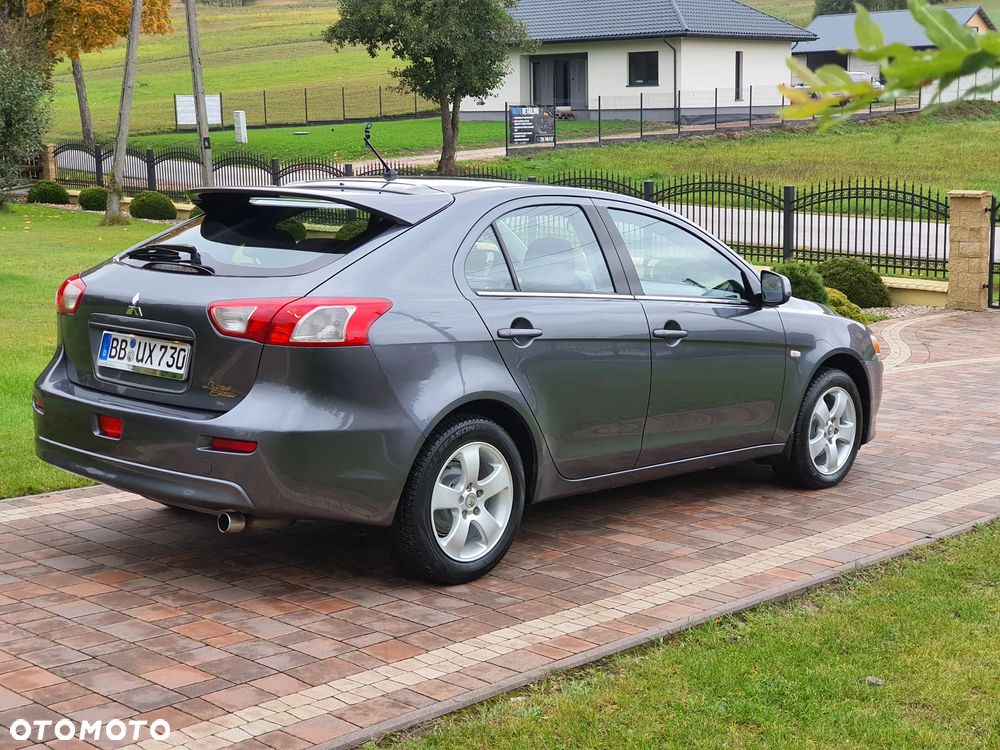 Mitsubishi Lancer 1.8 Invite - 10
